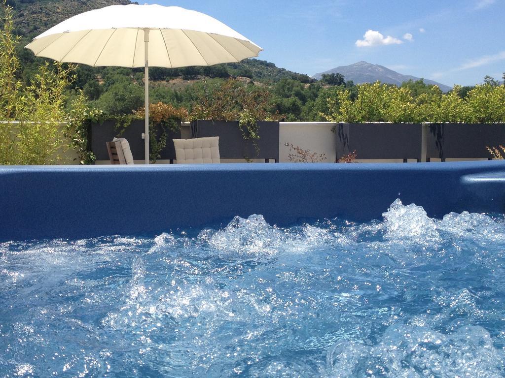 El Hotelito Navaluenga Værelse billede